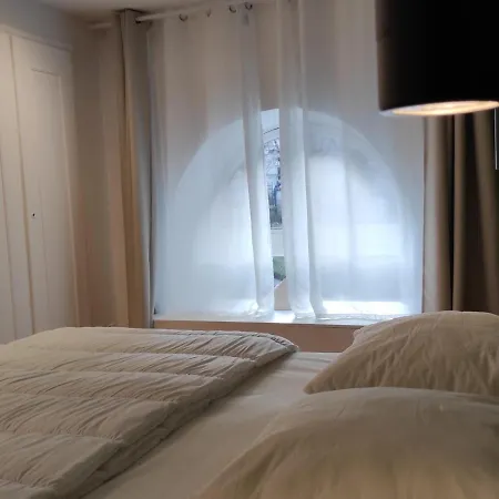 La Bourboule, 2 Pieces, 4 Personnes - Fr-1-667-36 Apartment